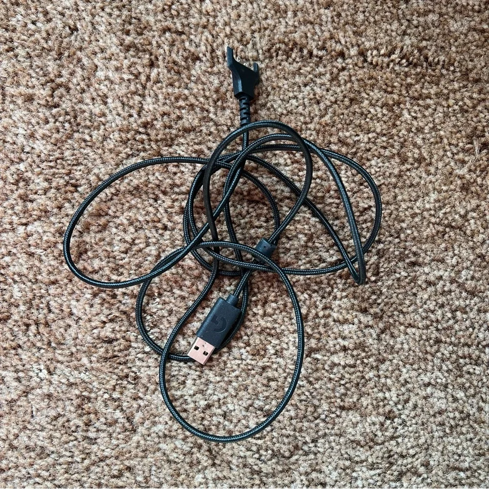 NETGEAR Nighthawk Cable Modem WiFi Router AC1900 Built-In DOCSIS - Picture 14 of 15